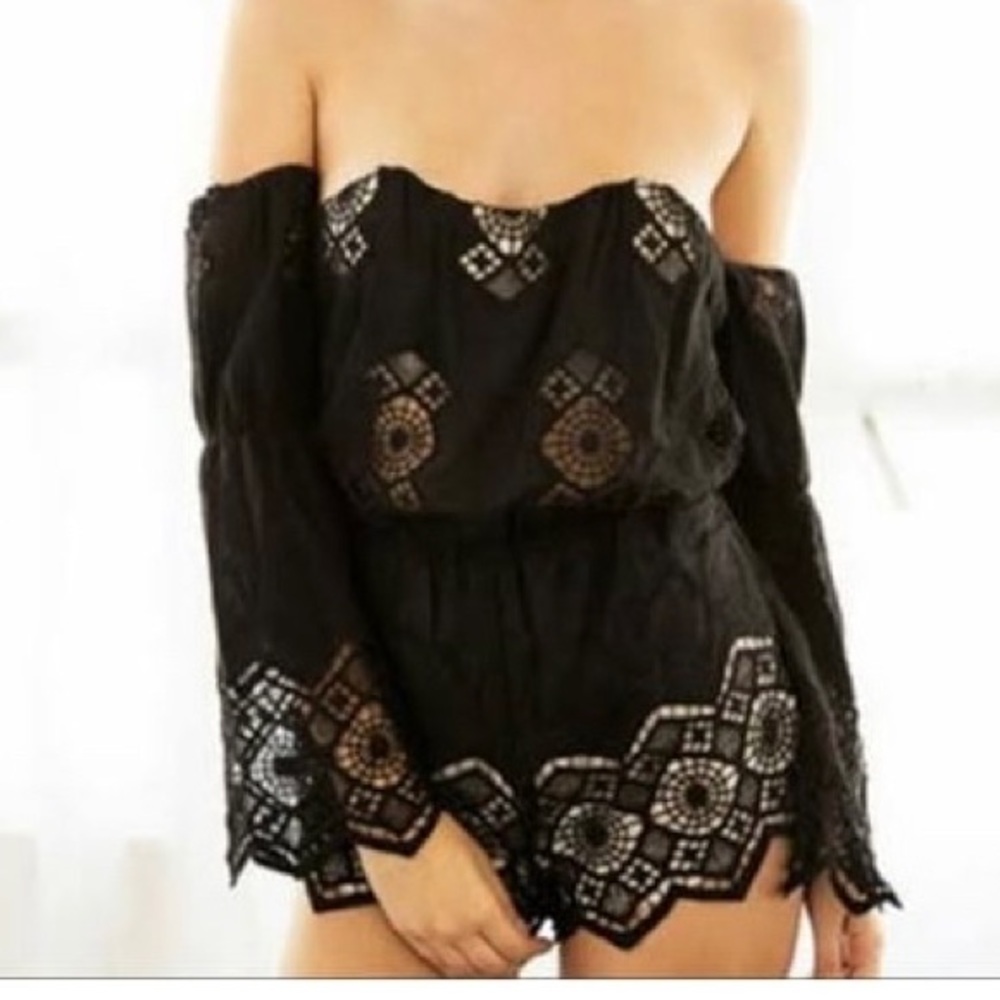 Stone Cold Fox NWT Romper
